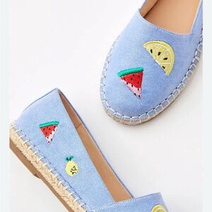 NWT:LOFT CHAMBRAY FRUIT EMBROIDERED ESPADRILLE SLIP ON FLATS